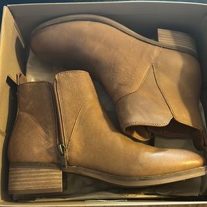 Lucky Brand Topanga Tan Sz 8 Ankle Boots!